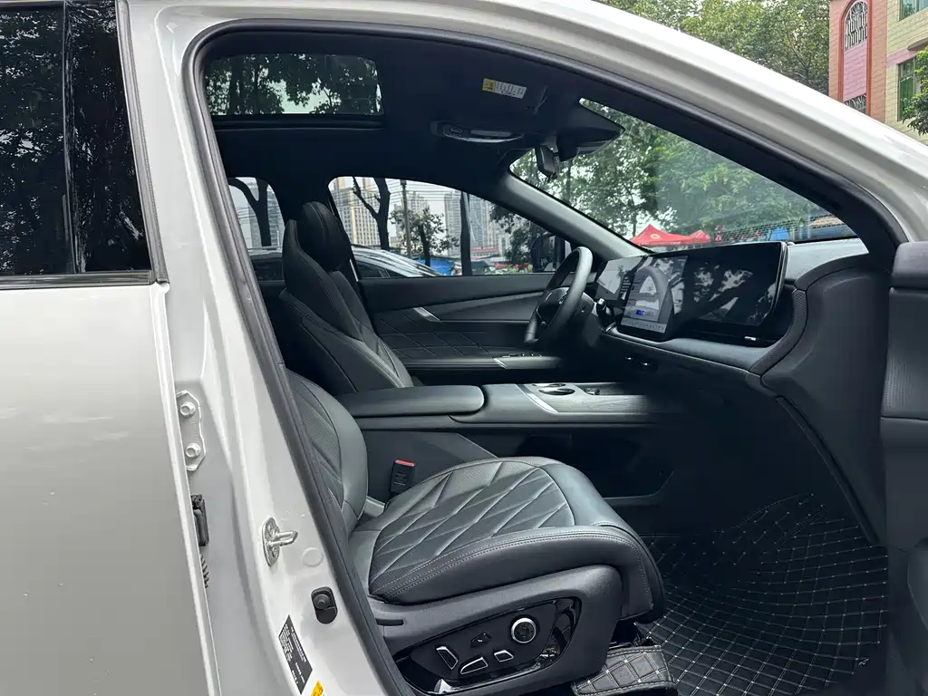 Changan CS75 PLUS 2025 — фото 10