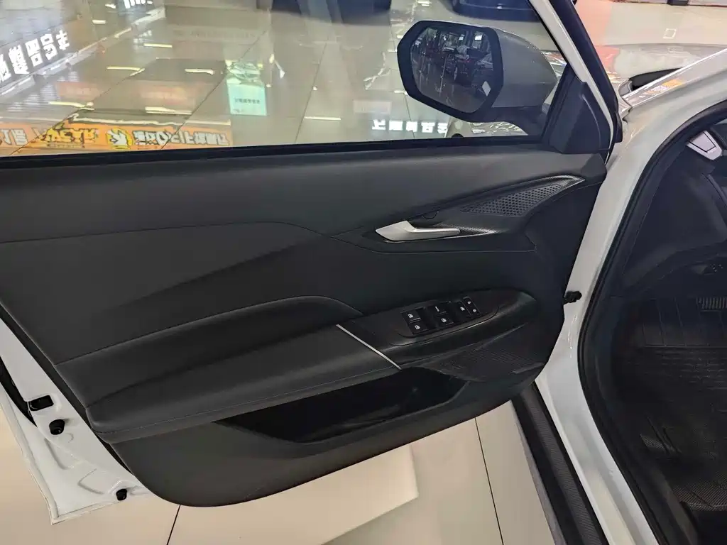 Changan Eado 2025 — фото 10