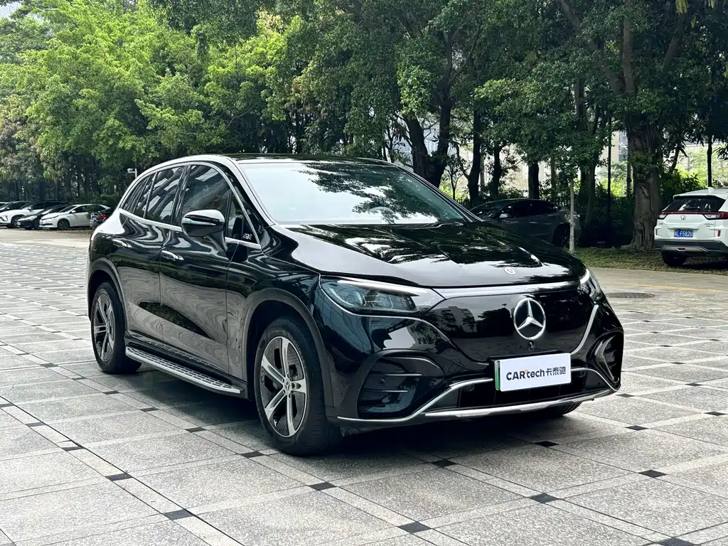 Mercedes-Benz EQE SUV 2023 — фото 3