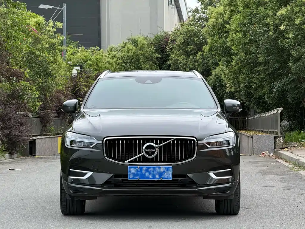 Volvo XC60 2020 — фото 2