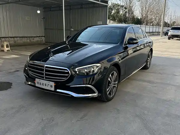 Mercedes-Benz E-Class 2022