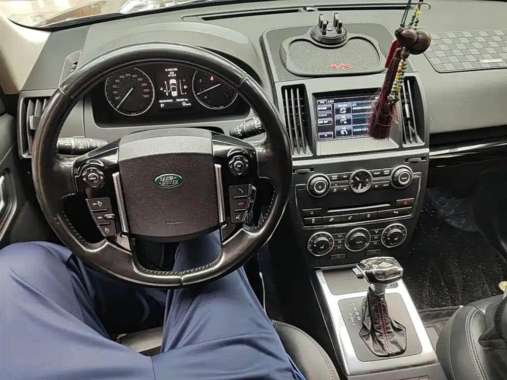 Land Rover Freelander 2 2015 — фото 10