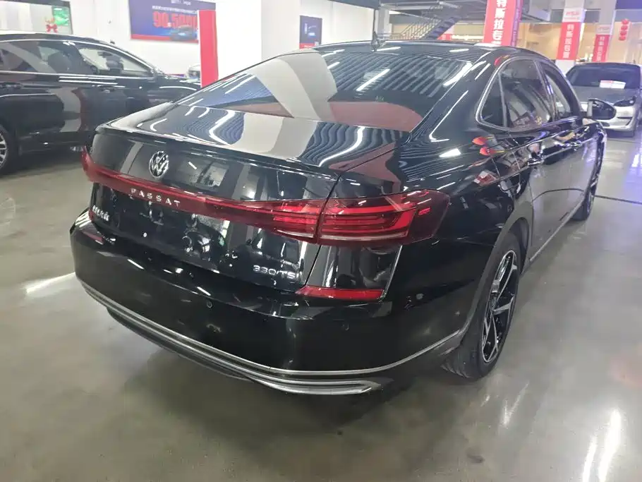 Volkswagen Passat 2024