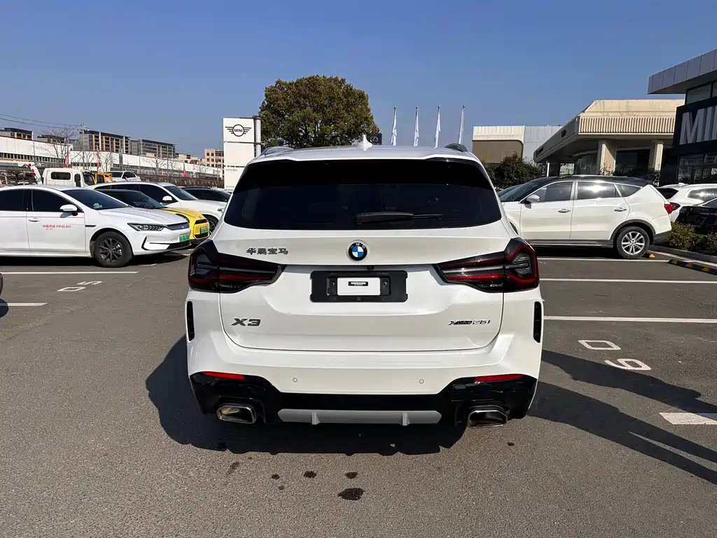 BMW X3 2022 — фото 10
