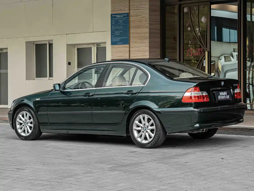 BMW 3 Series 2005 — фото 10