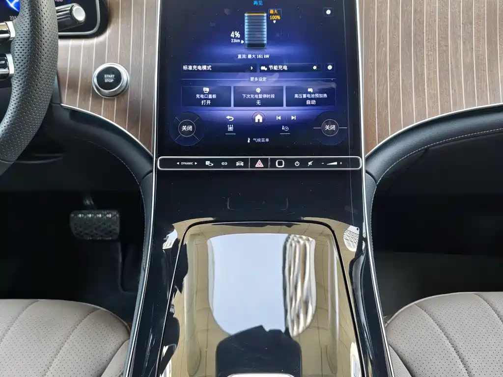 Mercedes-Benz EQE SUV 2025 — фото 23