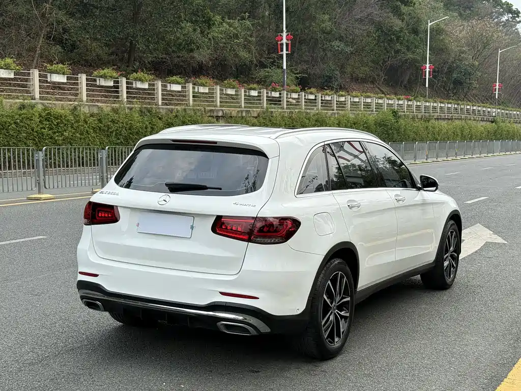 Mercedes-Benz GLC 2021 — фото 7