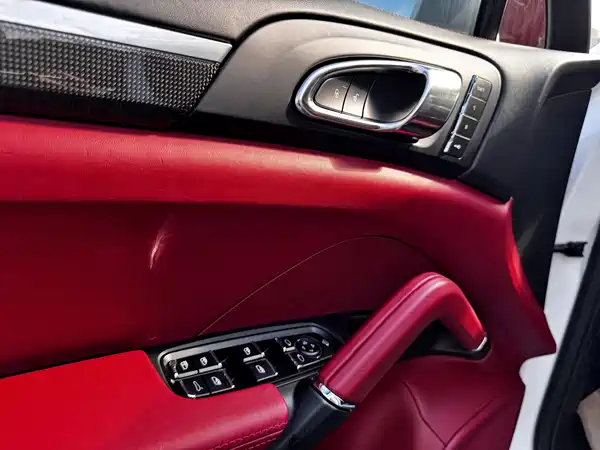 Porsche Cayenne 2016