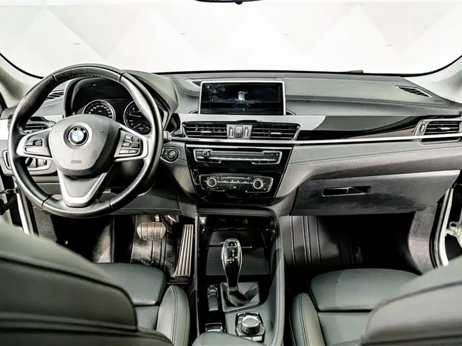 BMW X2 2019 — фото 12
