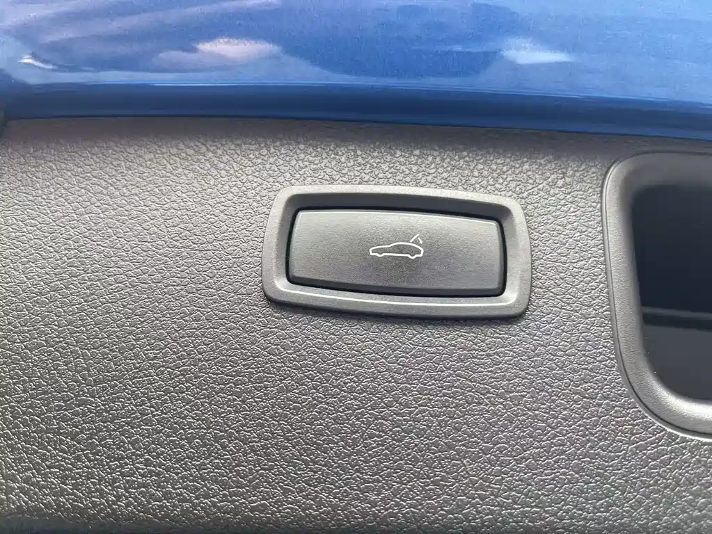 Porsche Macan 2015 — фото 10