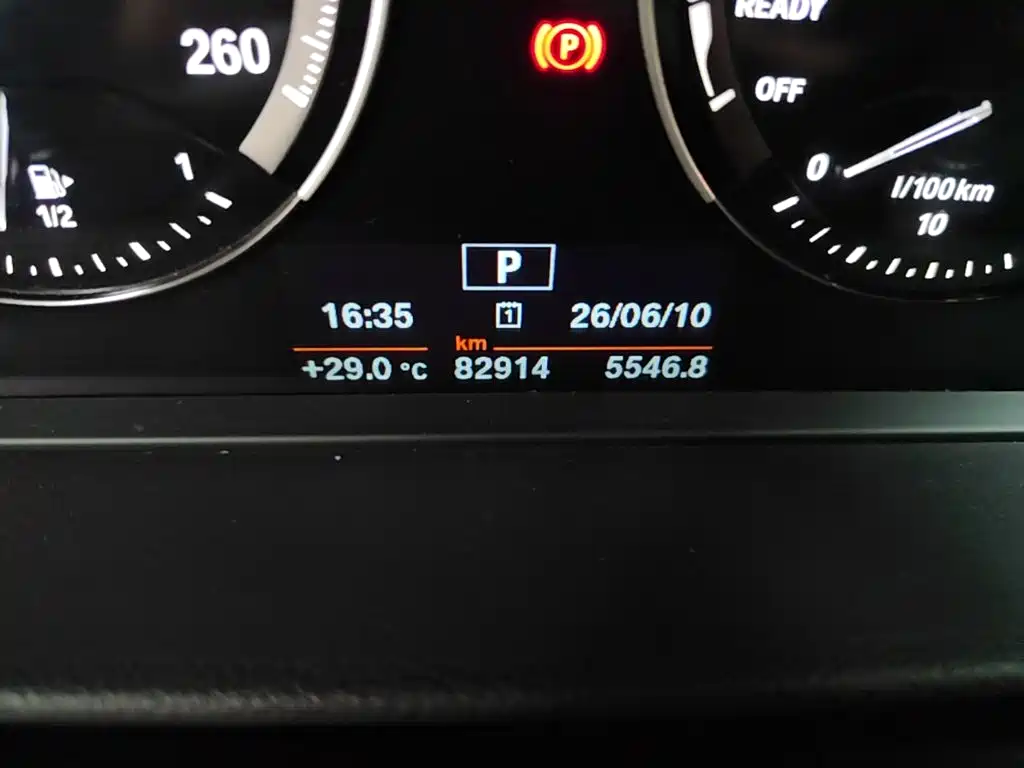 BMW 1 Series 2019 — фото 19