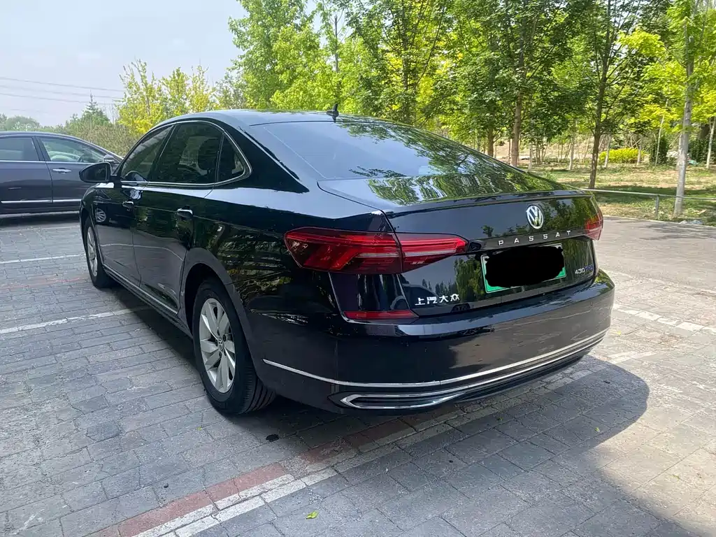 Volkswagen Passat PHEV 2020 — фото 4