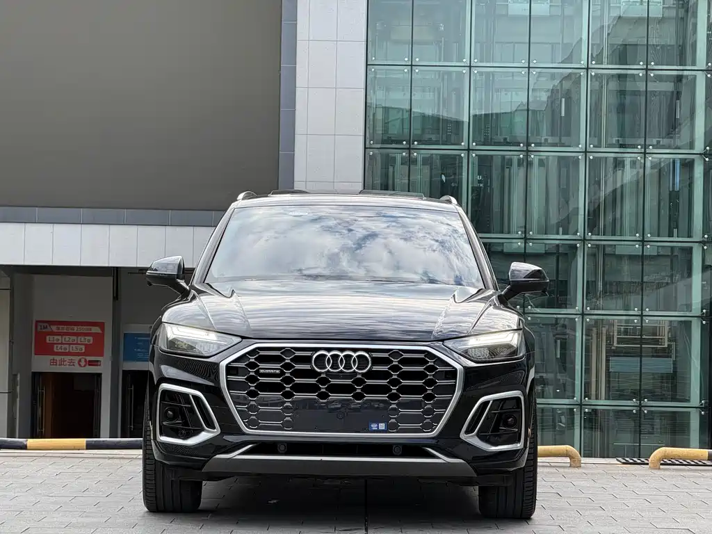Audi Q5L 2022 — фото 7