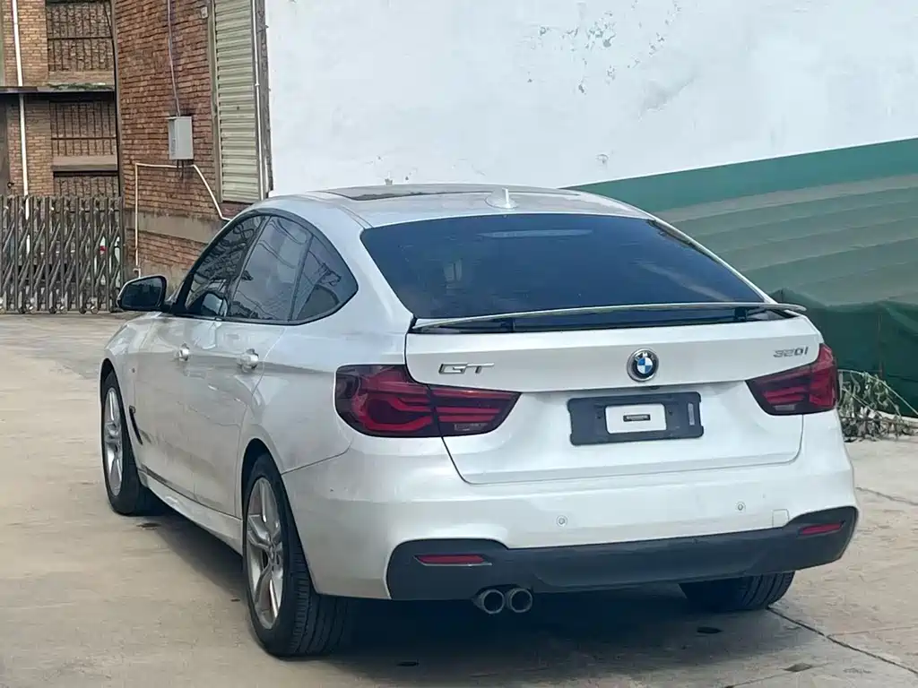 BMW 3 Series GT 2019 — фото 8