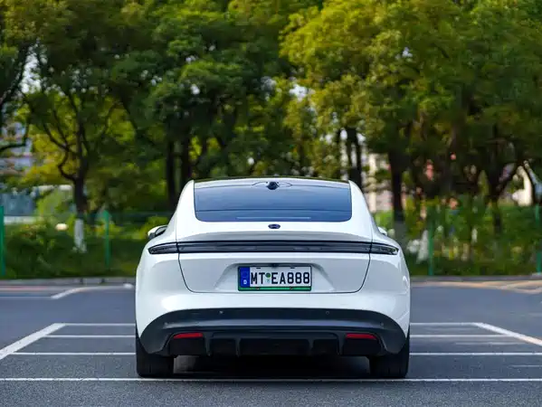 NIO ET5 2023