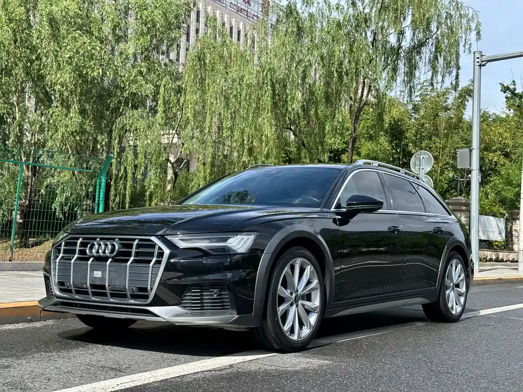 Audi A6 2021 — фото 1