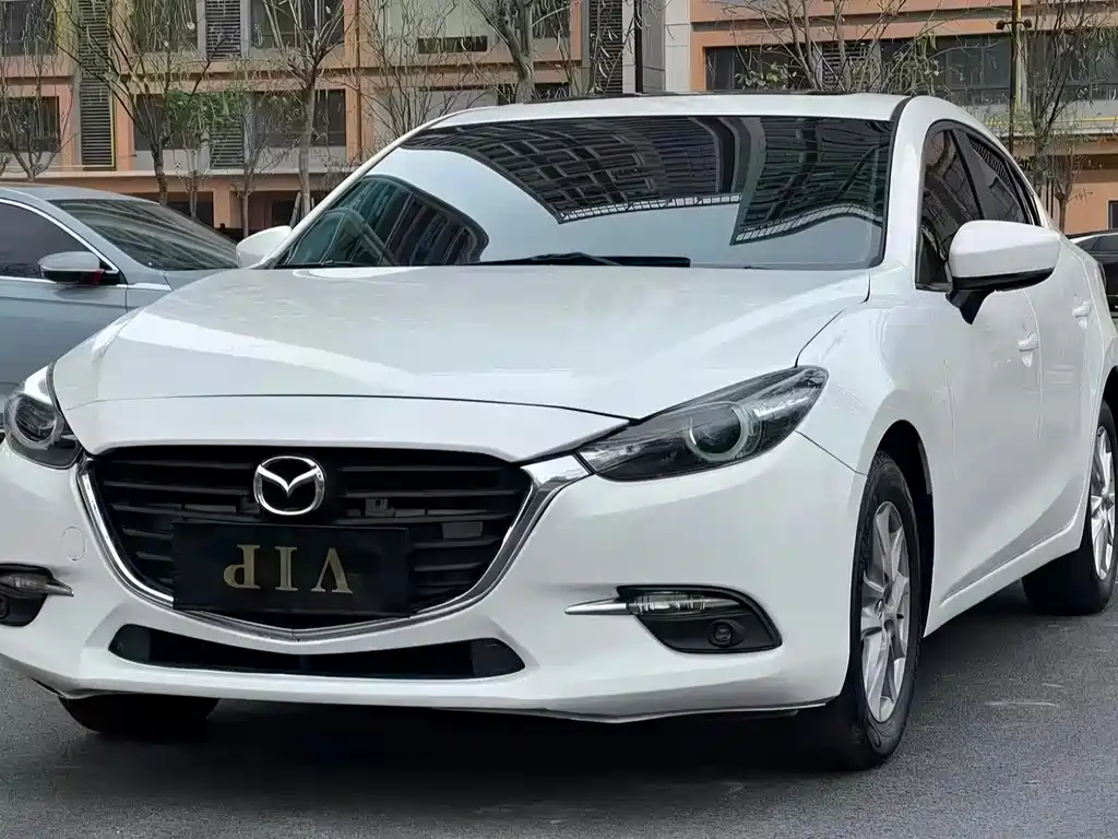 Mazda 3 Axela 2019
