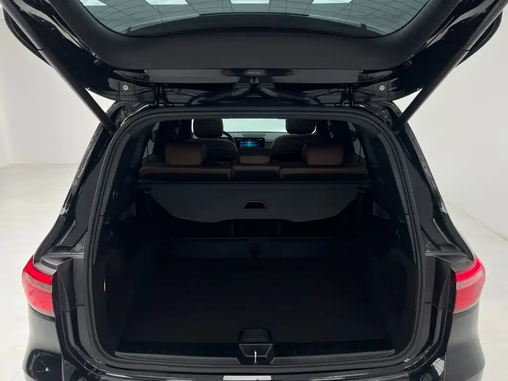 Mercedes-Benz GLB 2020 — фото 19