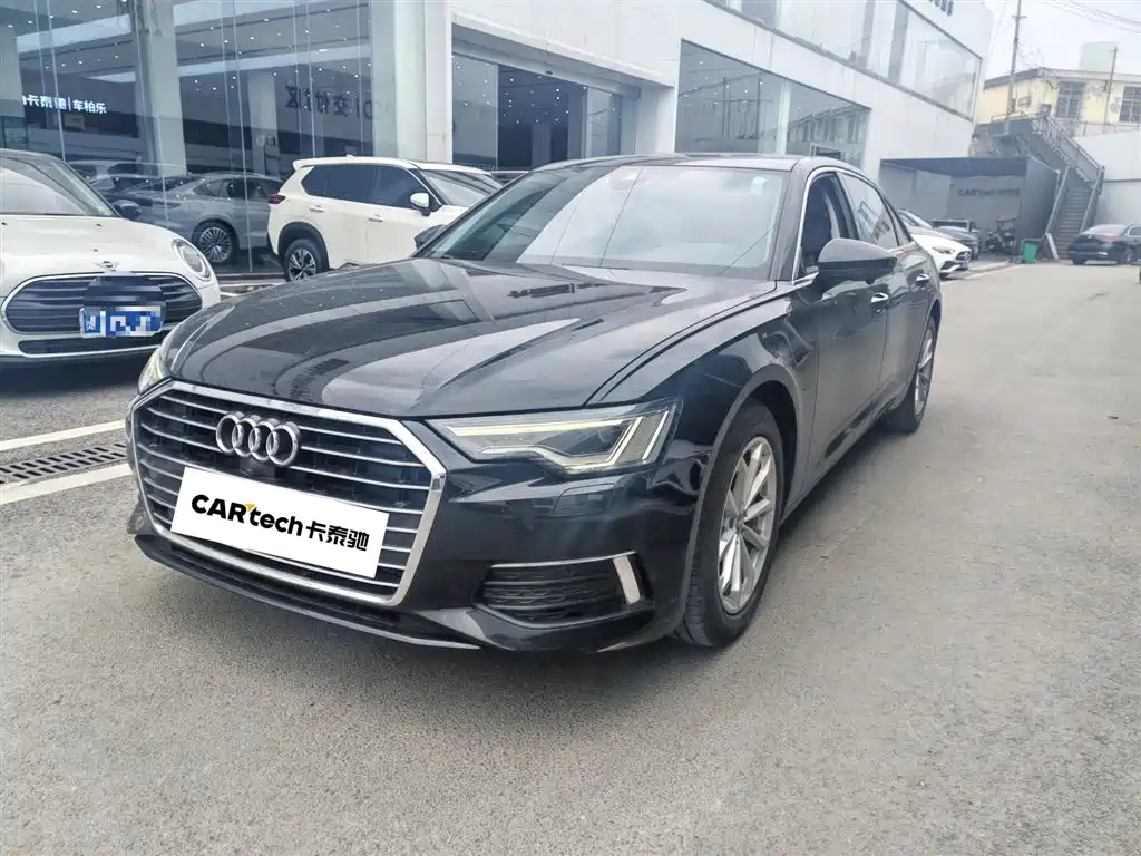 Audi A6L 2021 — фото 1