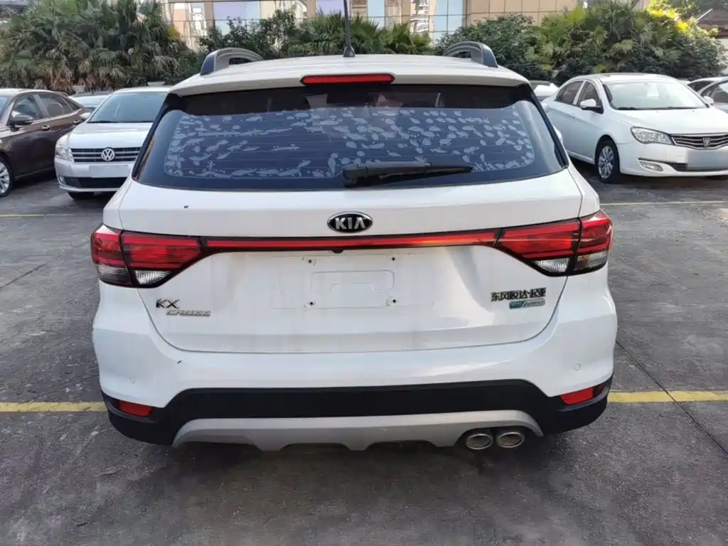 Kia KX Cross 2018 — фото 6