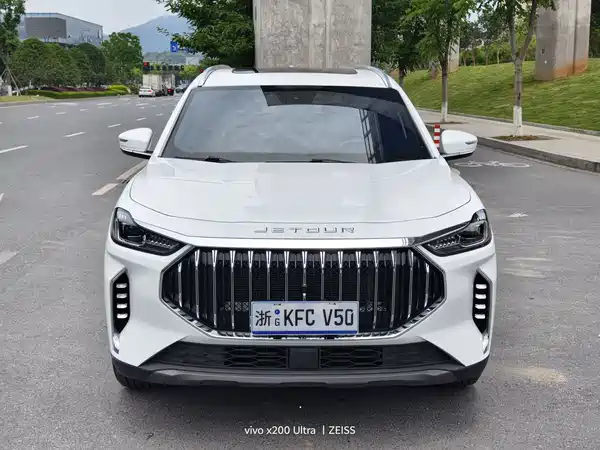 Jetour X70 PLUS 2025