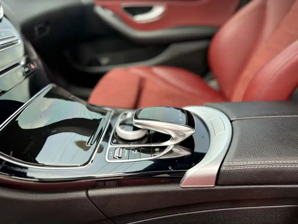 Mercedes-Benz C-Class 2018 — фото 13