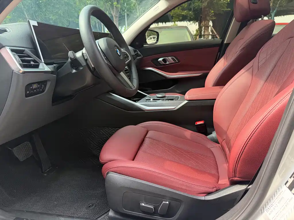 BMW 3 Series 2024