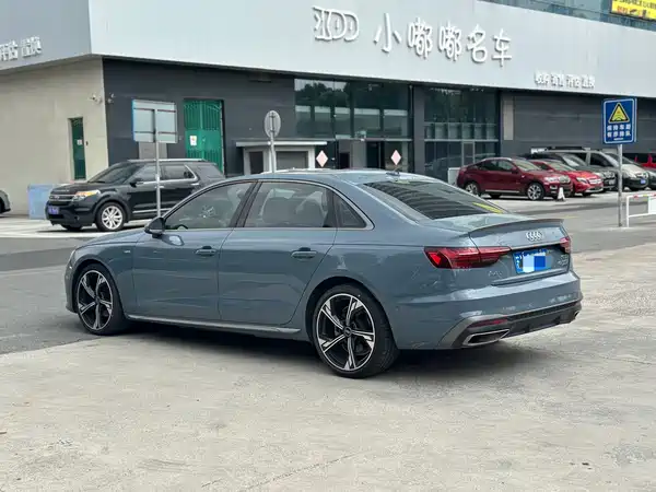 Audi A4L 2022