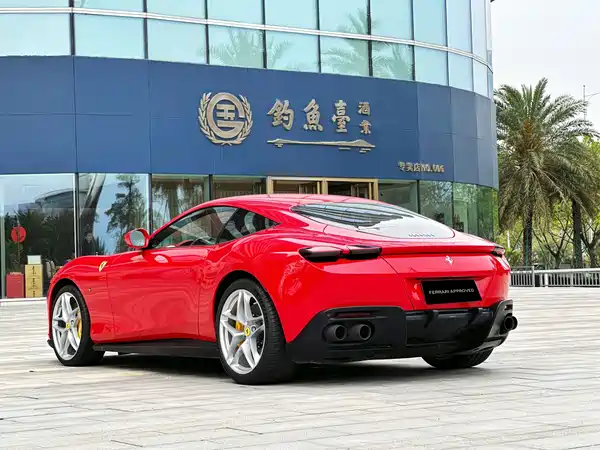 Ferrari Roma 2023