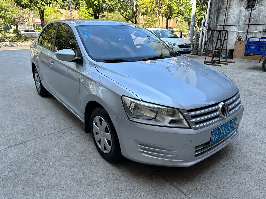 Volkswagen Santana 2014