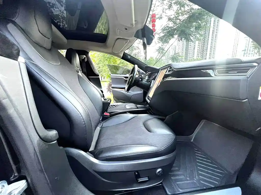 Tesla Model S 2015 — фото 8