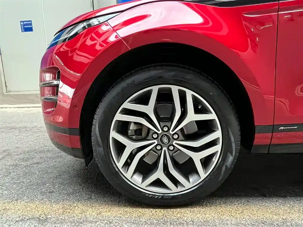 Land Rover Evoque 2020 — фото 6