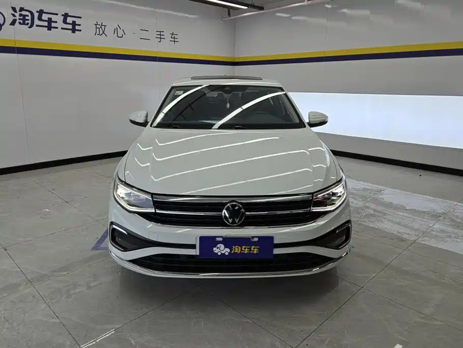 Volkswagen Bora 2023