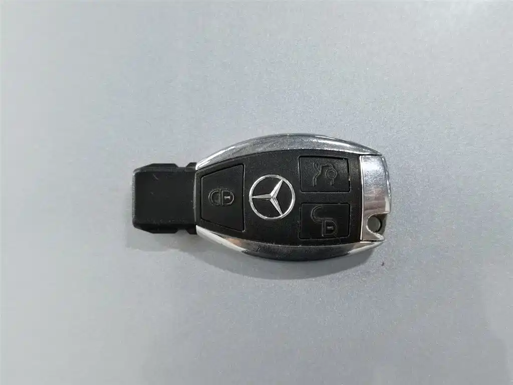Mercedes-Benz E-Class 2015 — фото 19