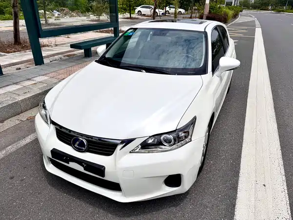 Lexus CT 2013