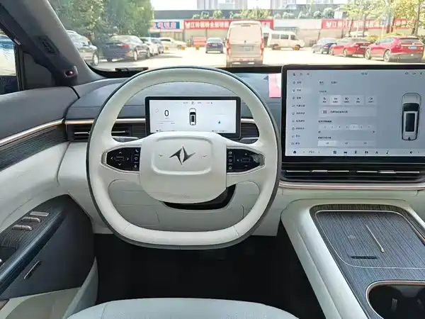 Dongfeng e008 2024