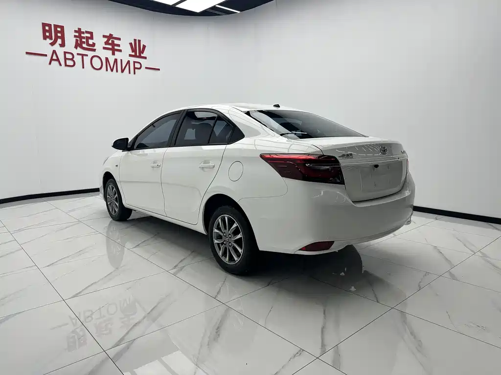 Toyota Vios 2022 — фото 8