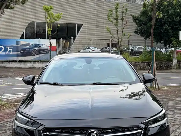 Buick Regal 2021