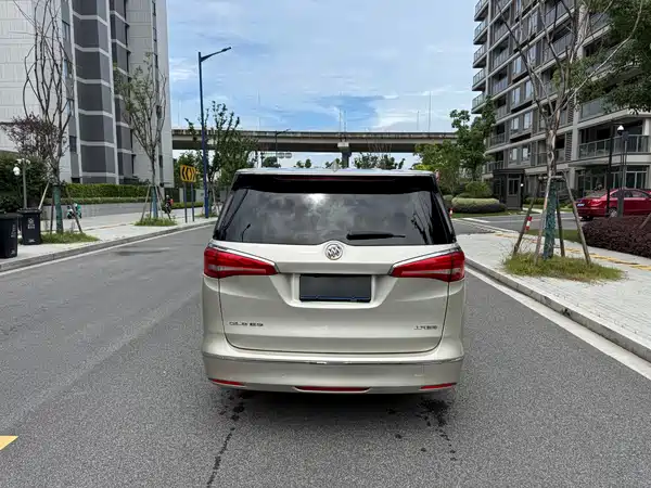 Buick GL8 2020