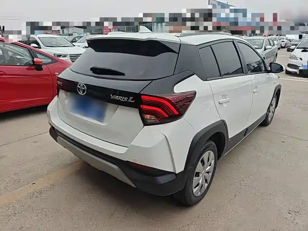 Toyota Yaris L 2020