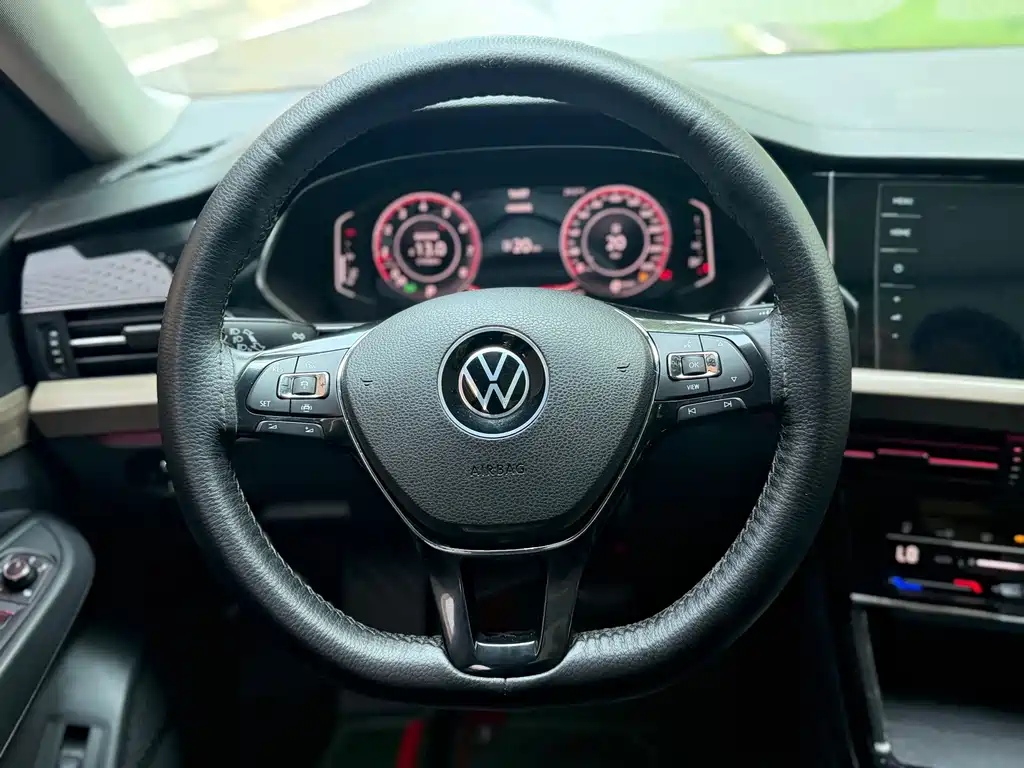 Volkswagen Passat 2021 — фото 11