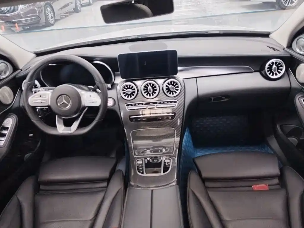 Mercedes-Benz C-Class 2020 — фото 6