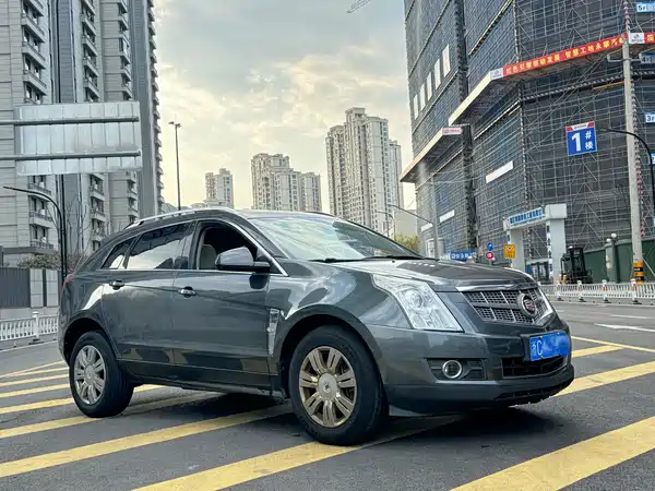 Cadillac SRX 2010
