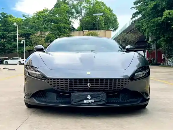 Ferrari Roma 2021
