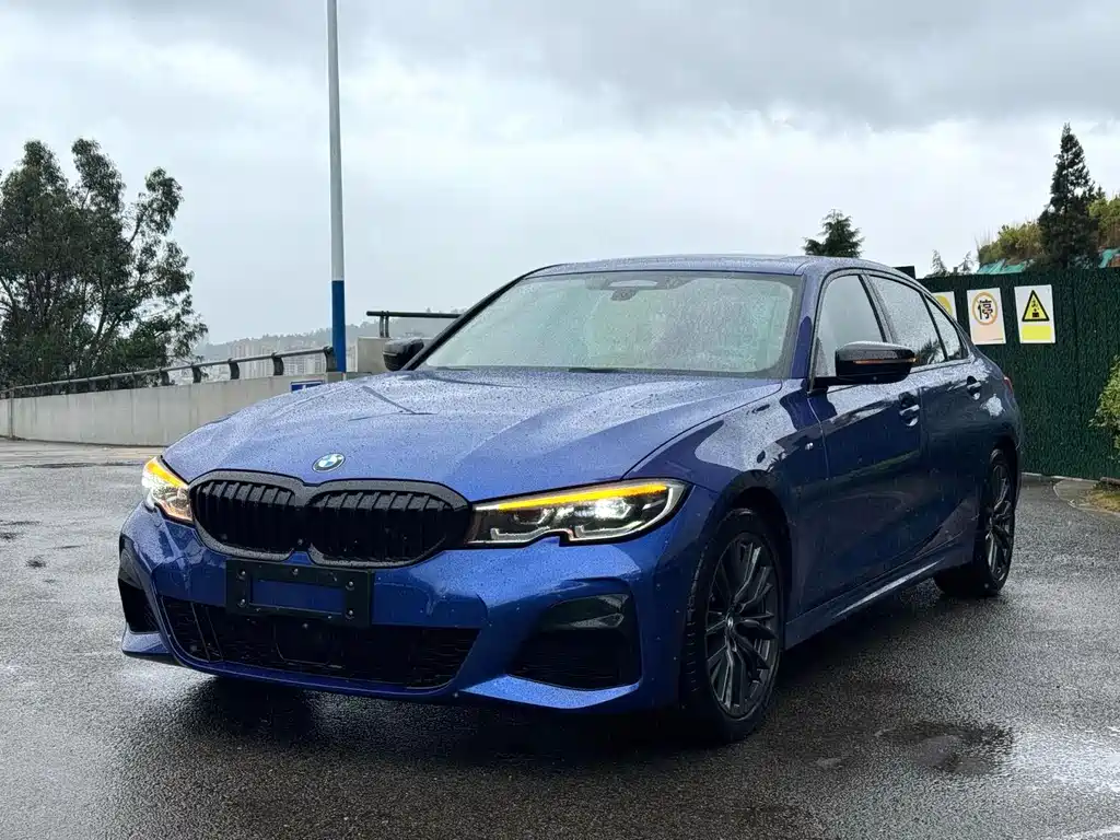 BMW 3 Series 2020 — фото 1