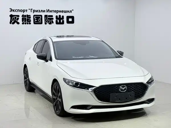 Mazda 3 Axela 2023
