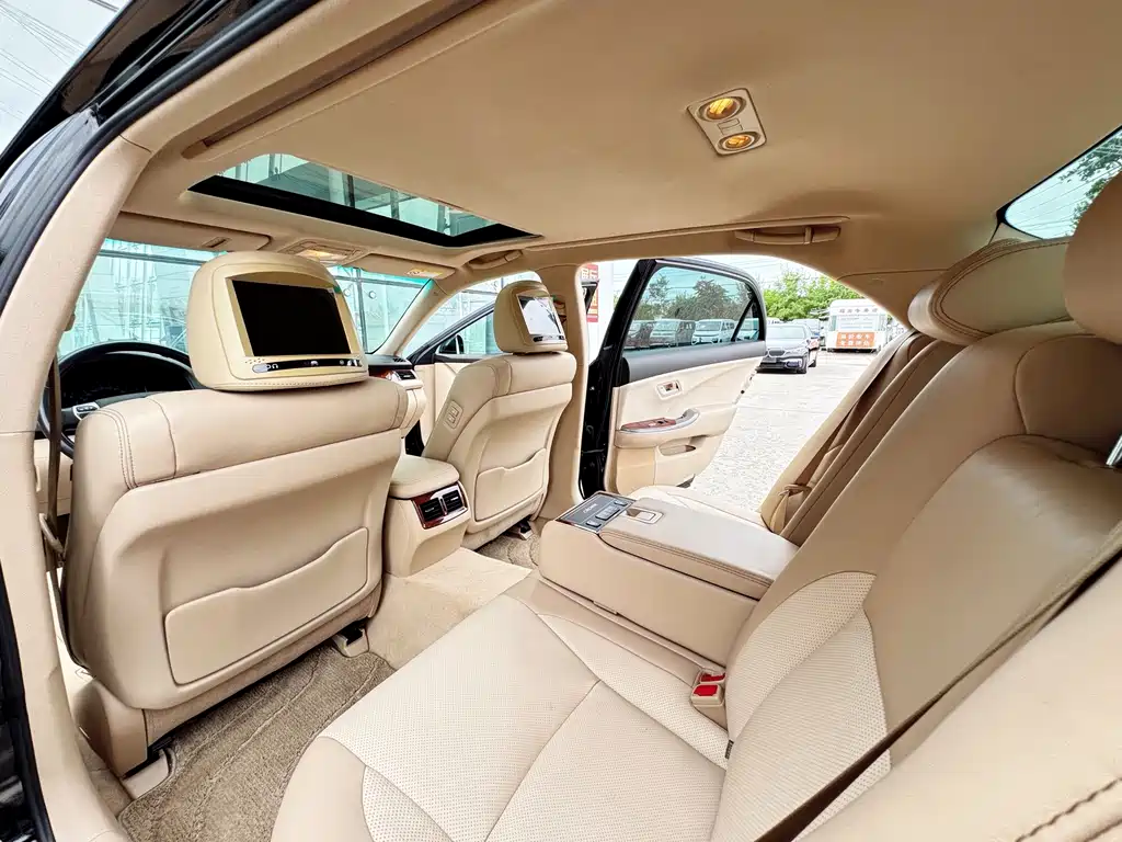 Toyota Crown 2013 — фото 11
