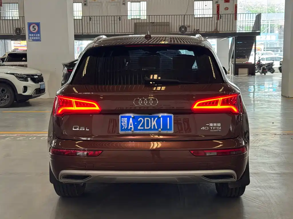 Audi Q5L 2019 — фото 4
