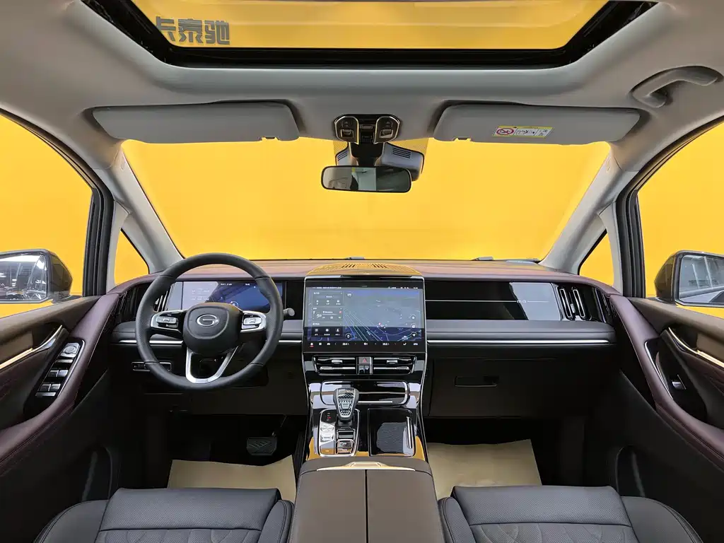 GAC Motor Trumpchi M8 2026 — фото 16
