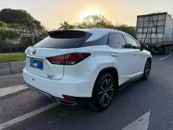 Lexus RX 2020